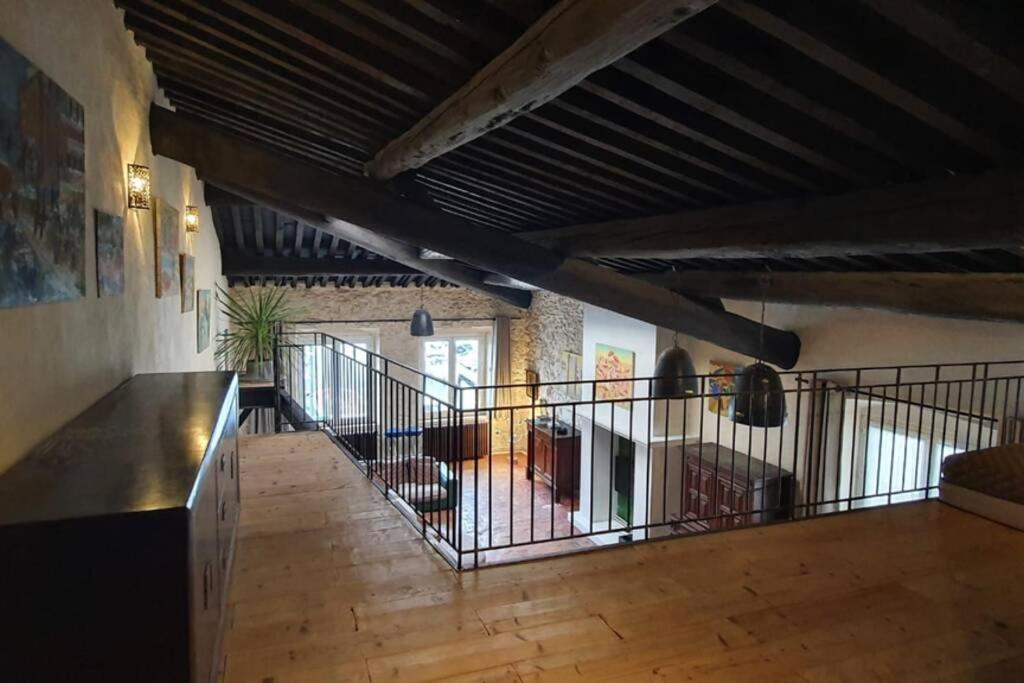 Grand Loft En Plein Coeur Du Vieux-Port Apartment Marseille Bagian luar foto
