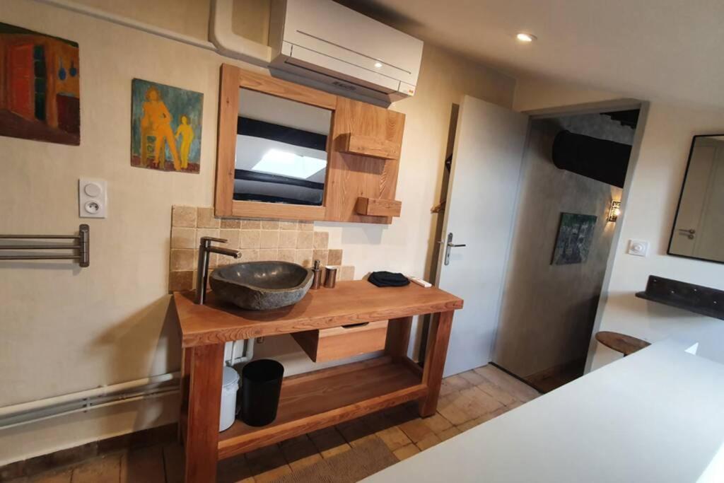 Grand Loft En Plein Coeur Du Vieux-Port Apartment Marseille Bagian luar foto