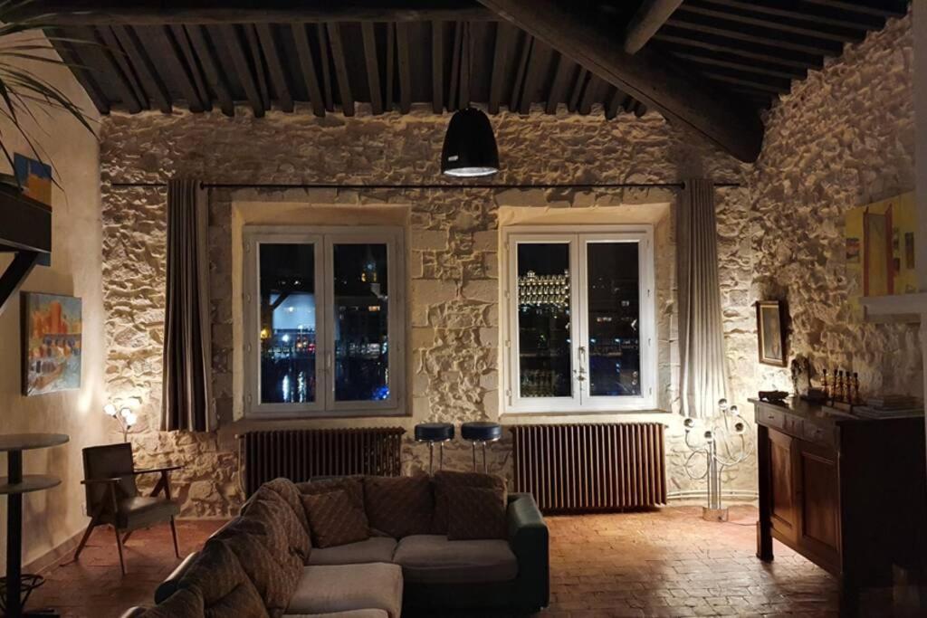 Grand Loft En Plein Coeur Du Vieux-Port Apartment Marseille Bagian luar foto