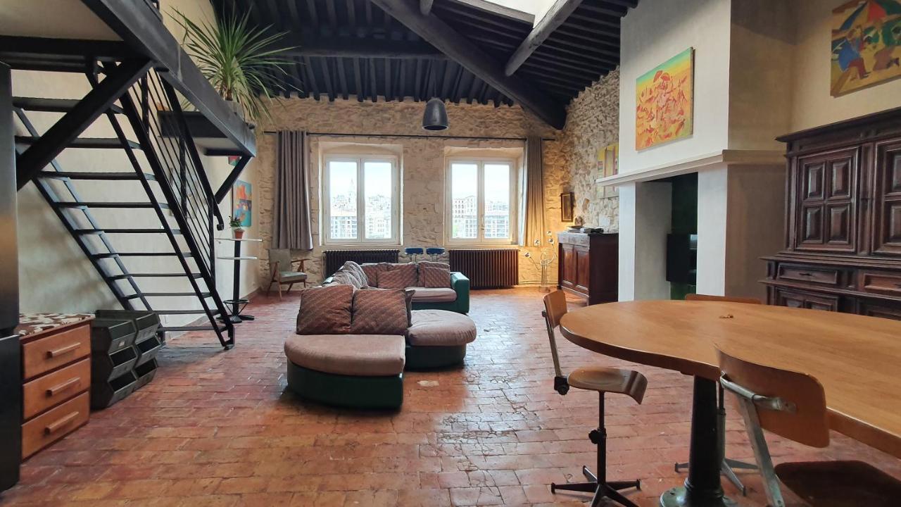 Grand Loft En Plein Coeur Du Vieux-Port Apartment Marseille Bagian luar foto